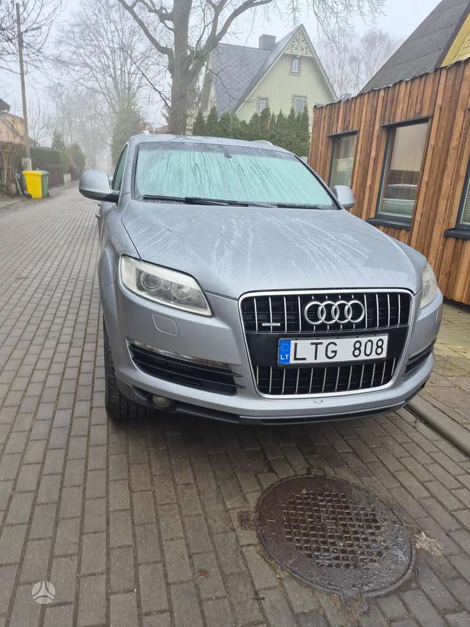 Audi Q7 2007 — вигляд ззаду