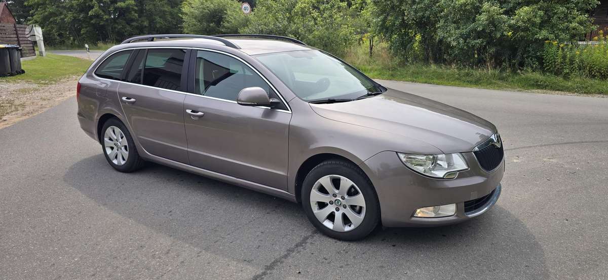 Skoda Superb, 2013