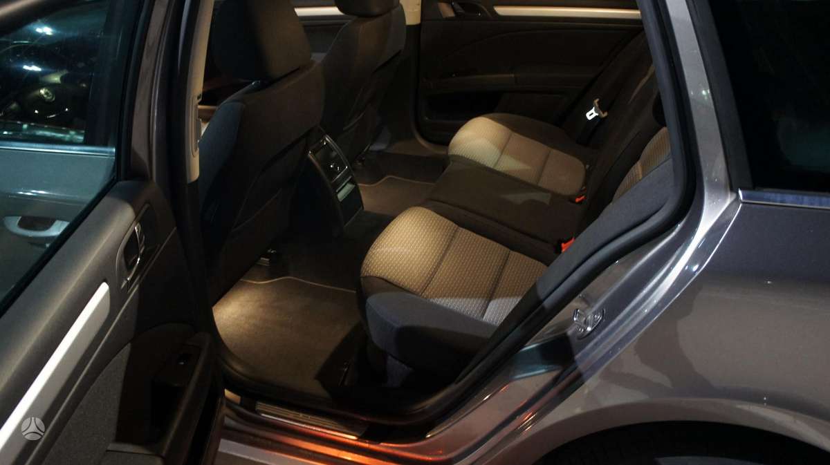 Skoda Superb 2013 — photo 10