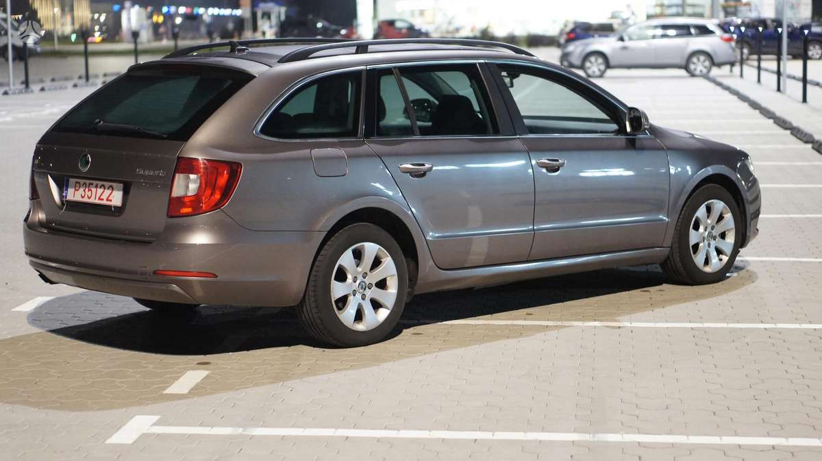 Skoda Superb 2013 — photo 6