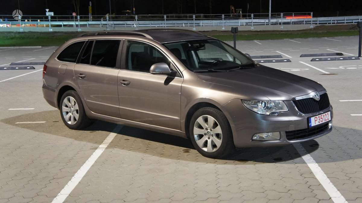 Skoda Superb 2013 — photo 8