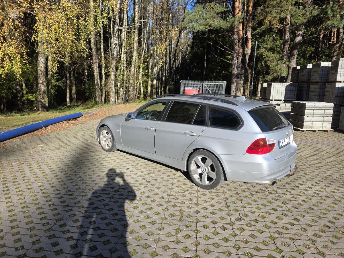 BMW 318 2008 — engine 1995 cm³, 122 HP (90kW)