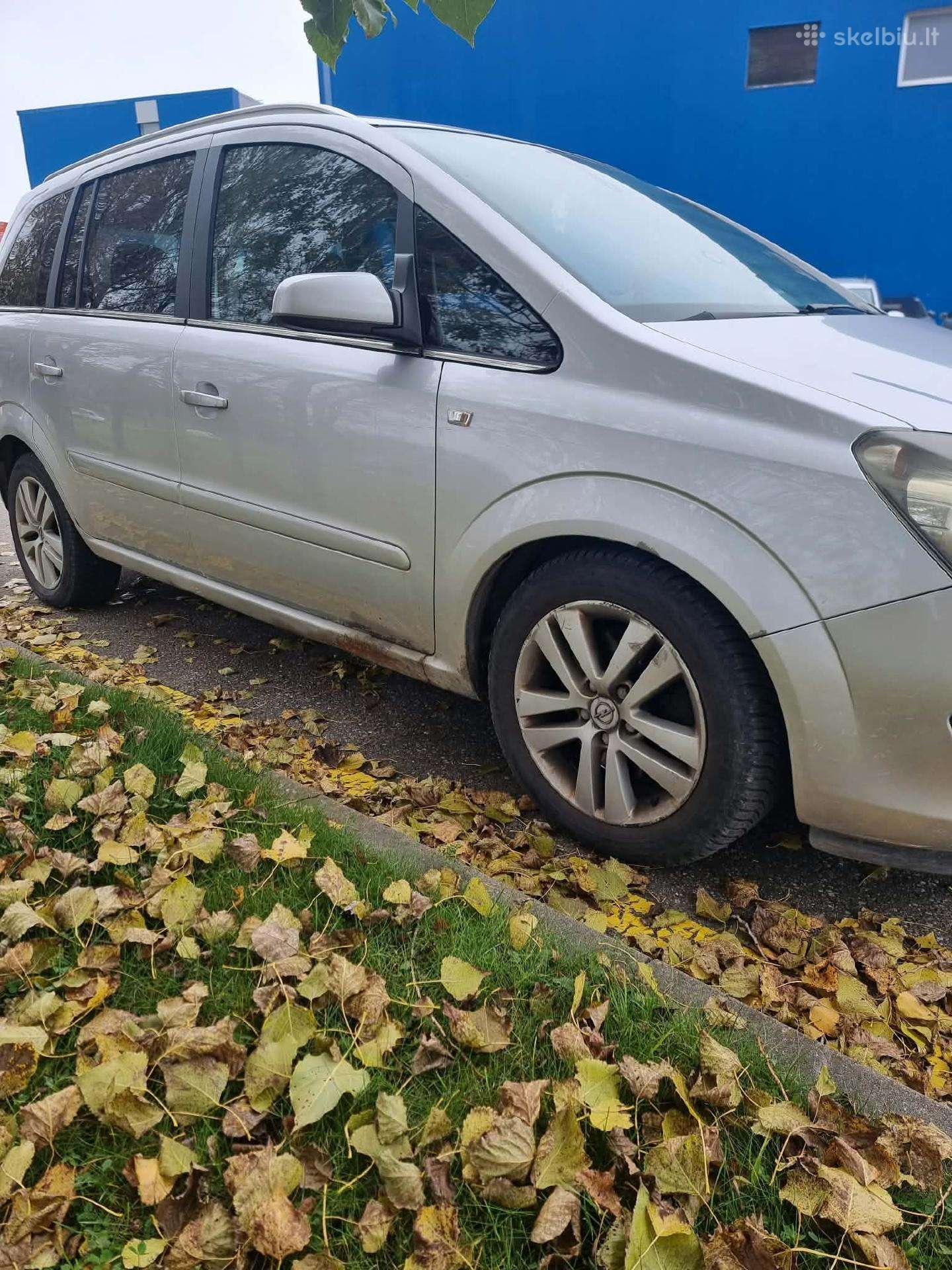 Opel Zafira 2008 — interior