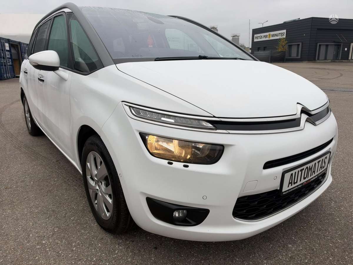 Citroen Grand 2014 — салон