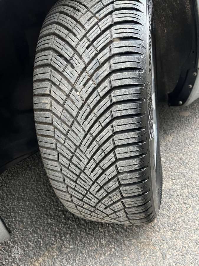 Volvo V70 2012 — photo 10