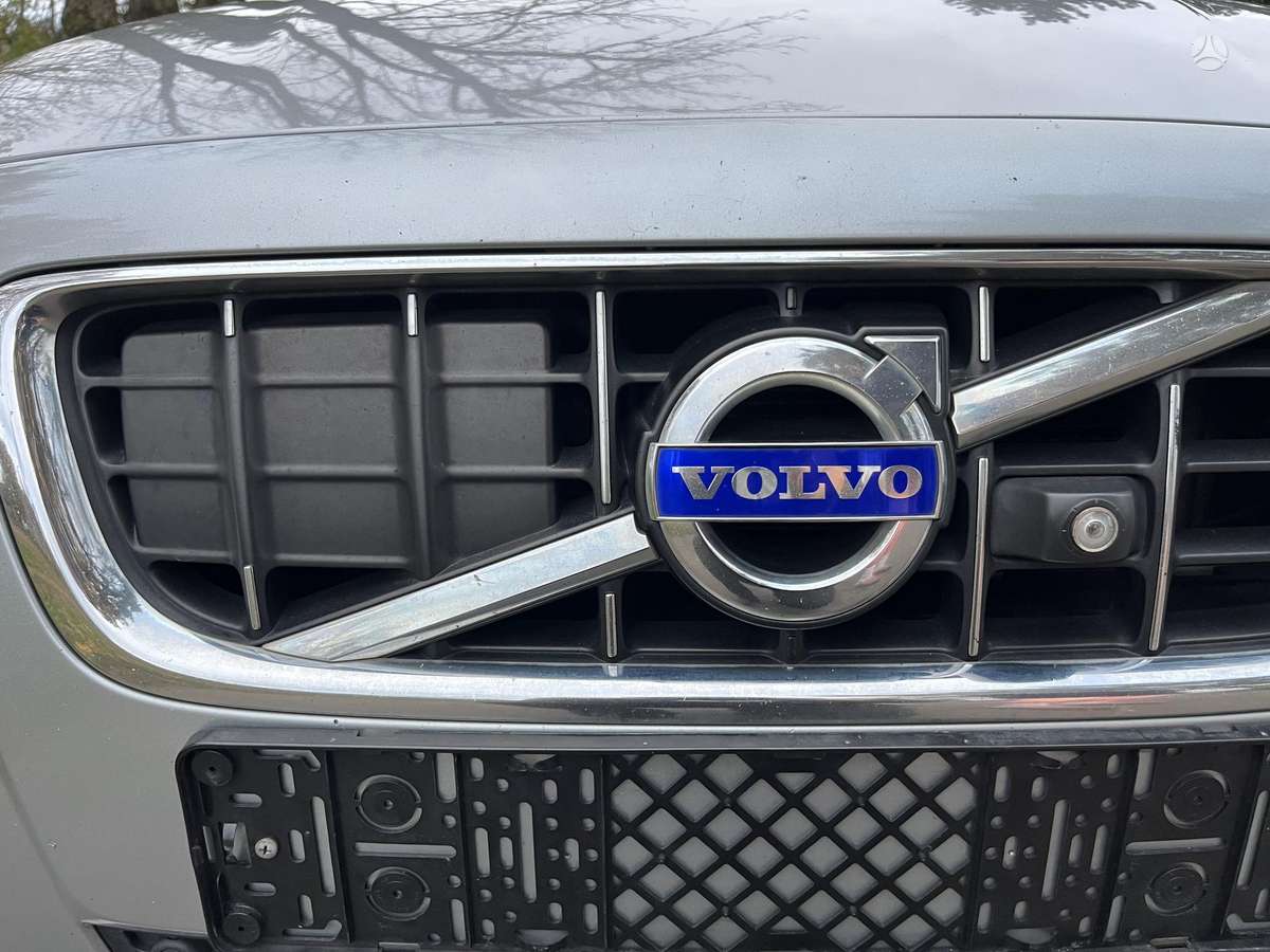 Volvo V70 2012 — photo 9