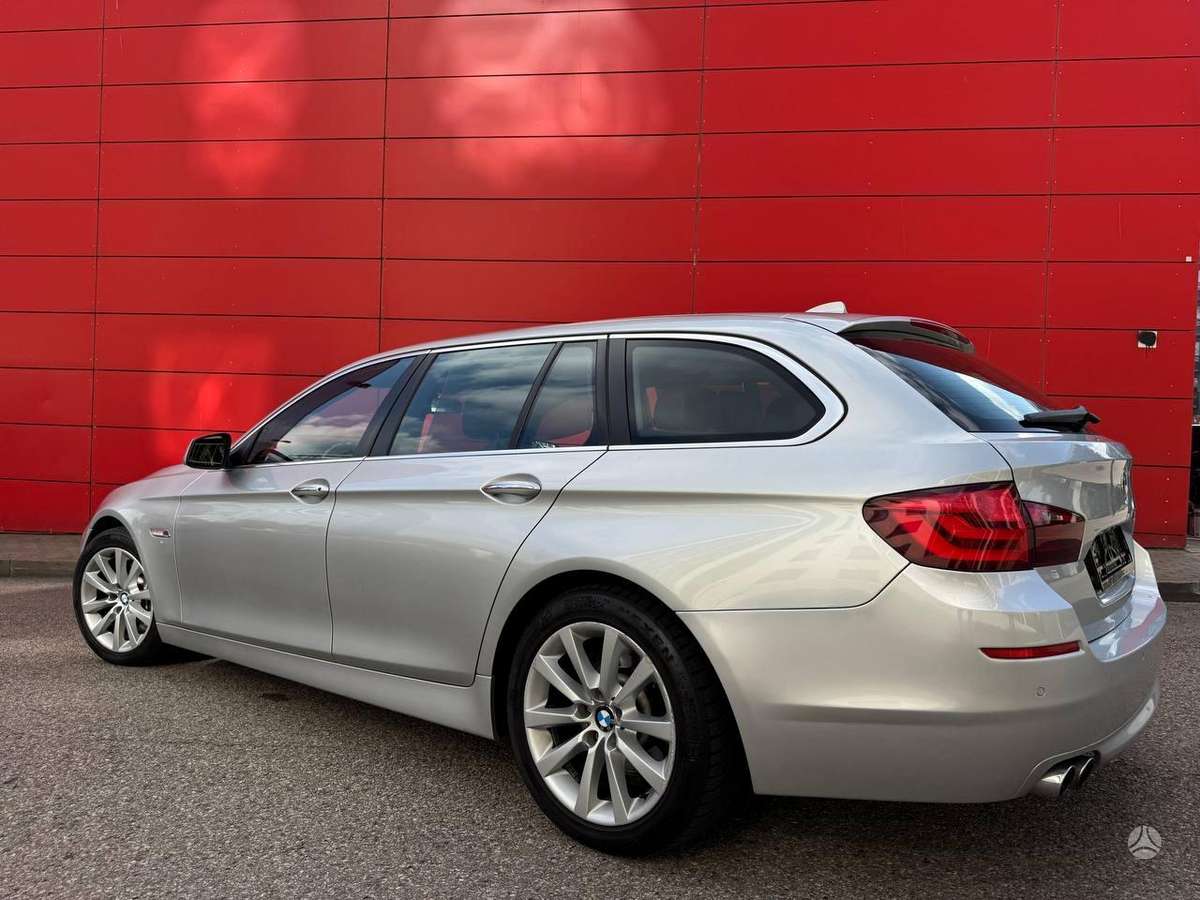 BMW 520 2012 — engine 2000 cm³