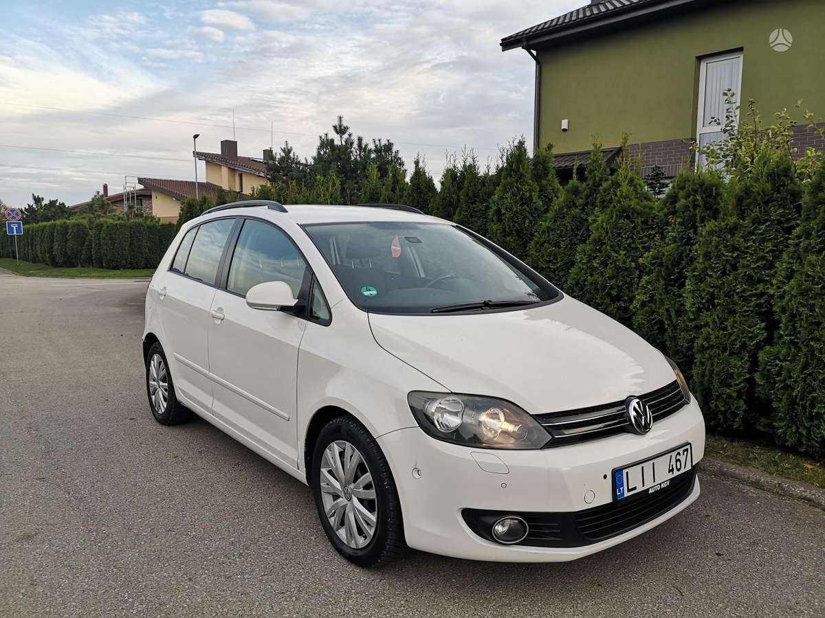 Volkswagen Golf 2009 — вигляд ззаду