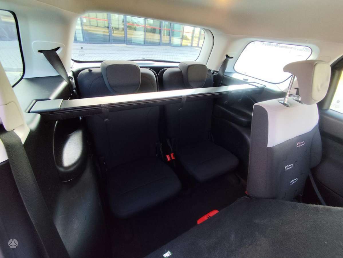 Fiat 500L 2014 — photo 18