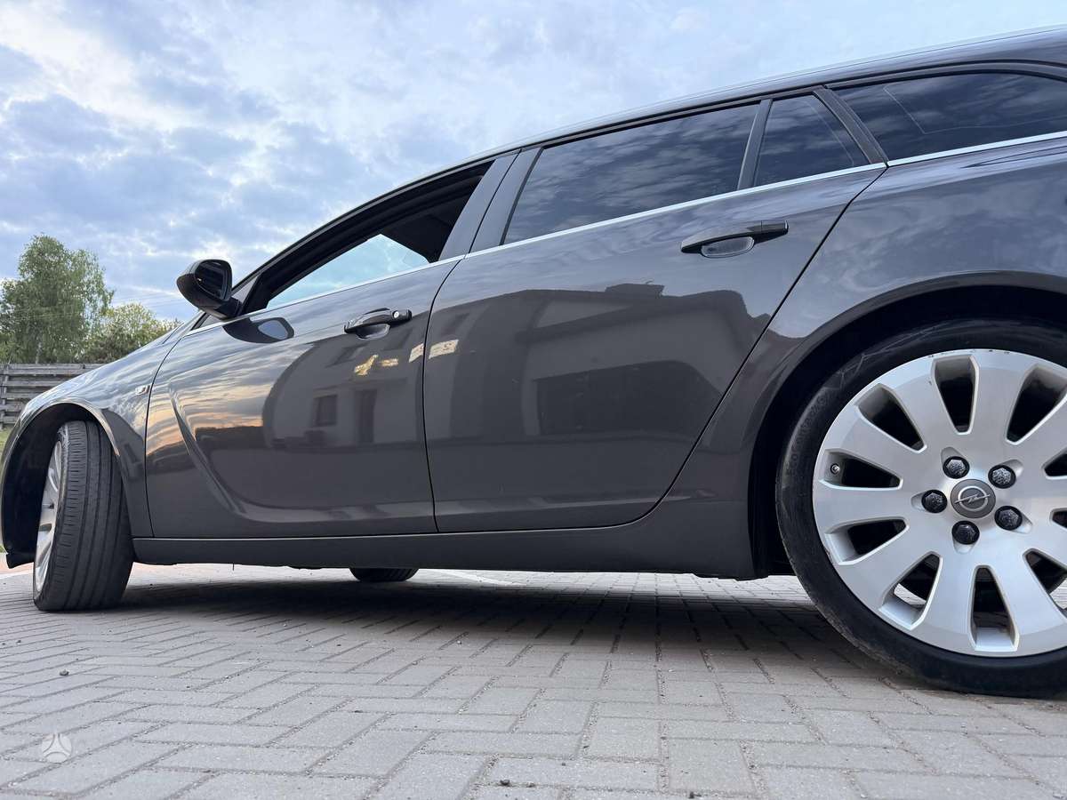 Opel Insignia 2014 — photo 11