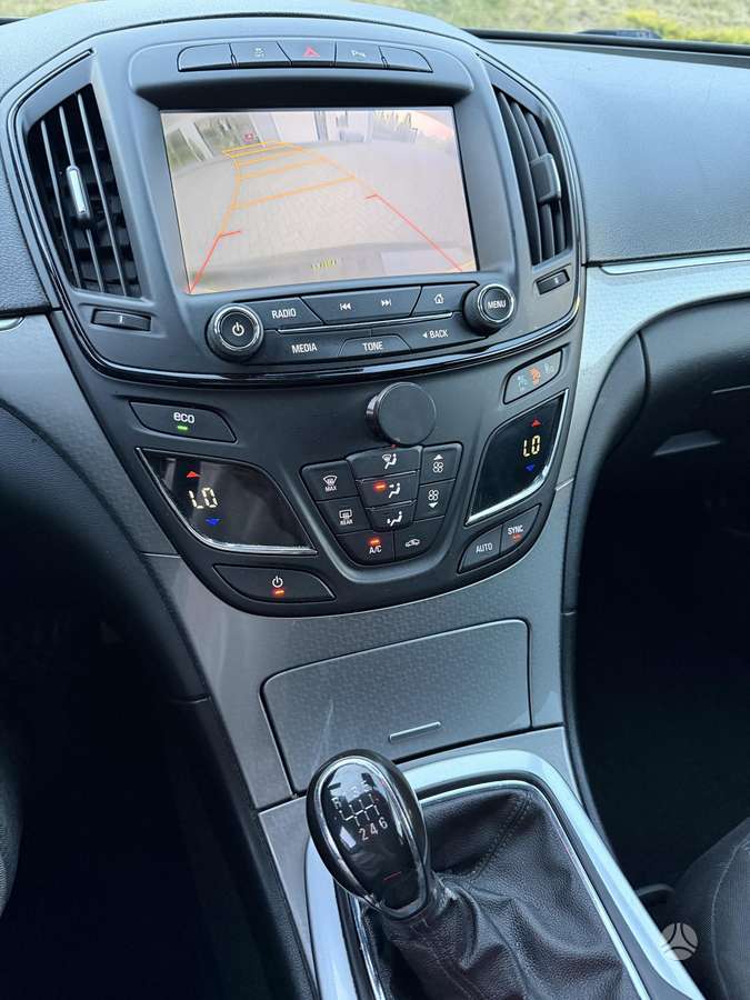 Opel Insignia 2014 — photo 23