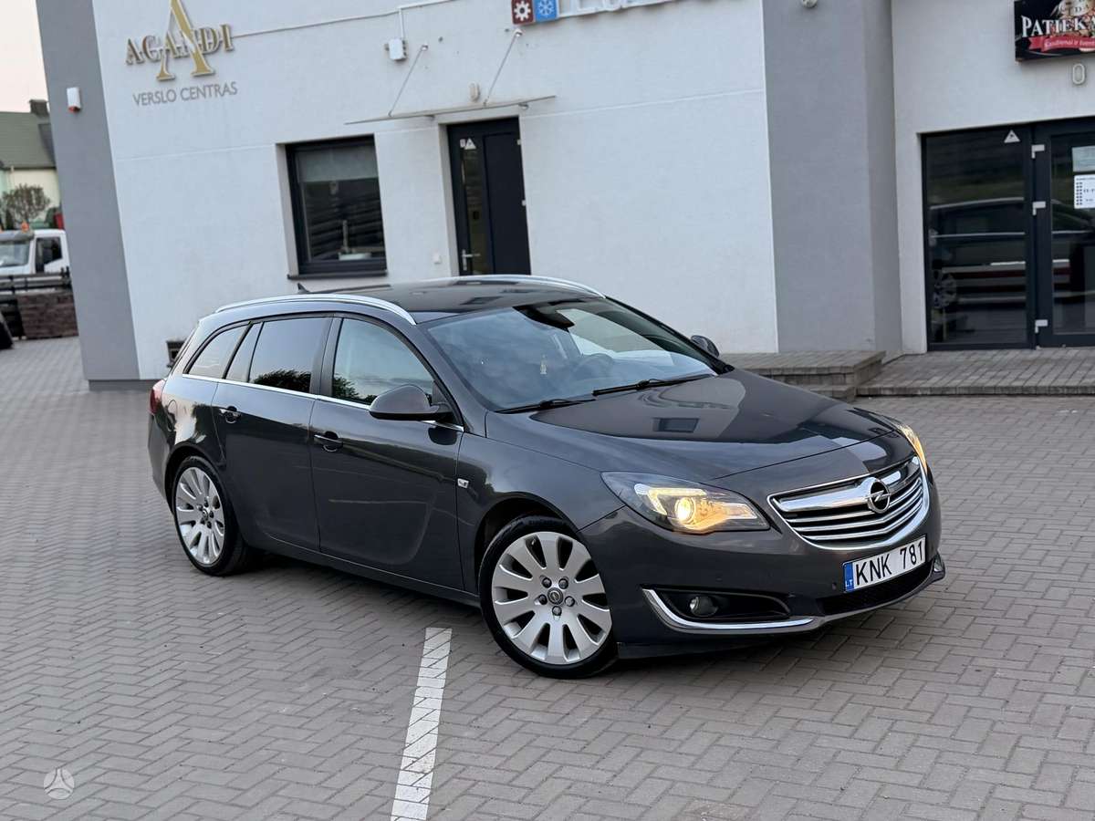 Opel Insignia 2014 — interior