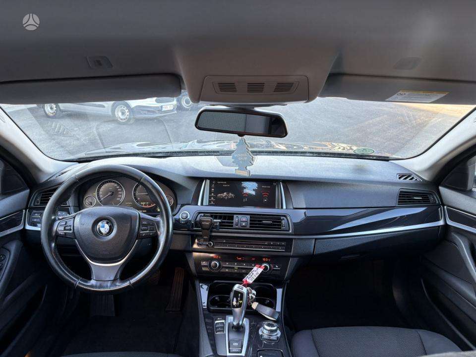 BMW 520 2012 — photo 13