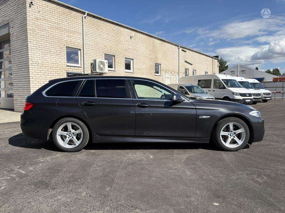 BMW 520 2012 — photo 8