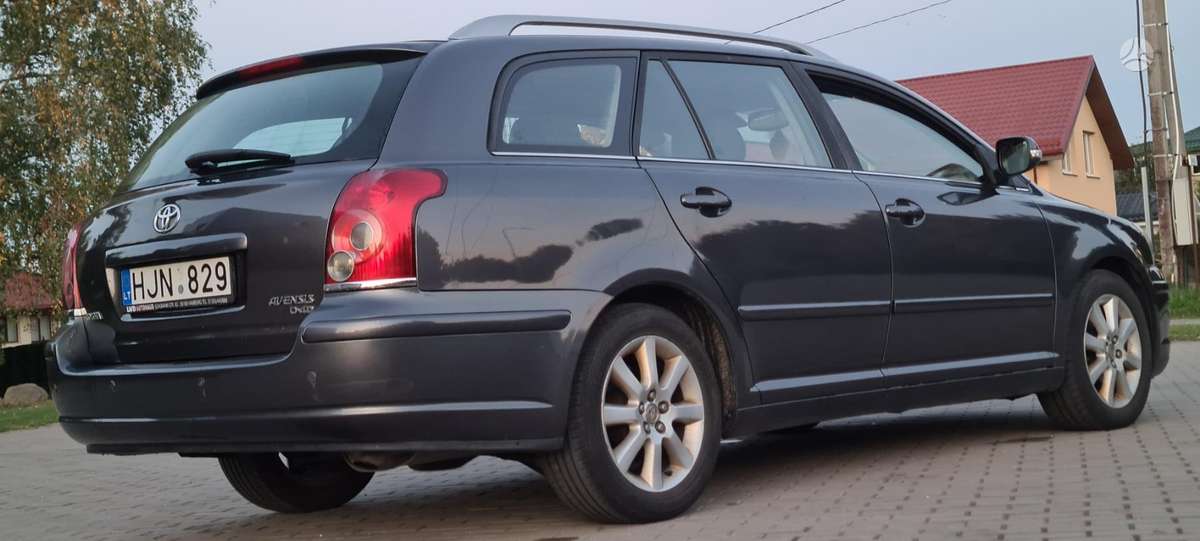 Toyota Avensis 2007 — photo 17
