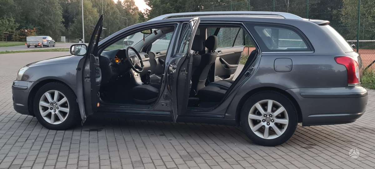 Toyota Avensis 2007 — photo 19