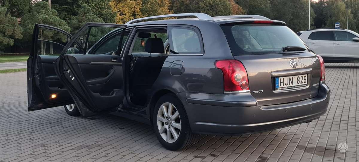 Toyota Avensis 2007 — photo 20