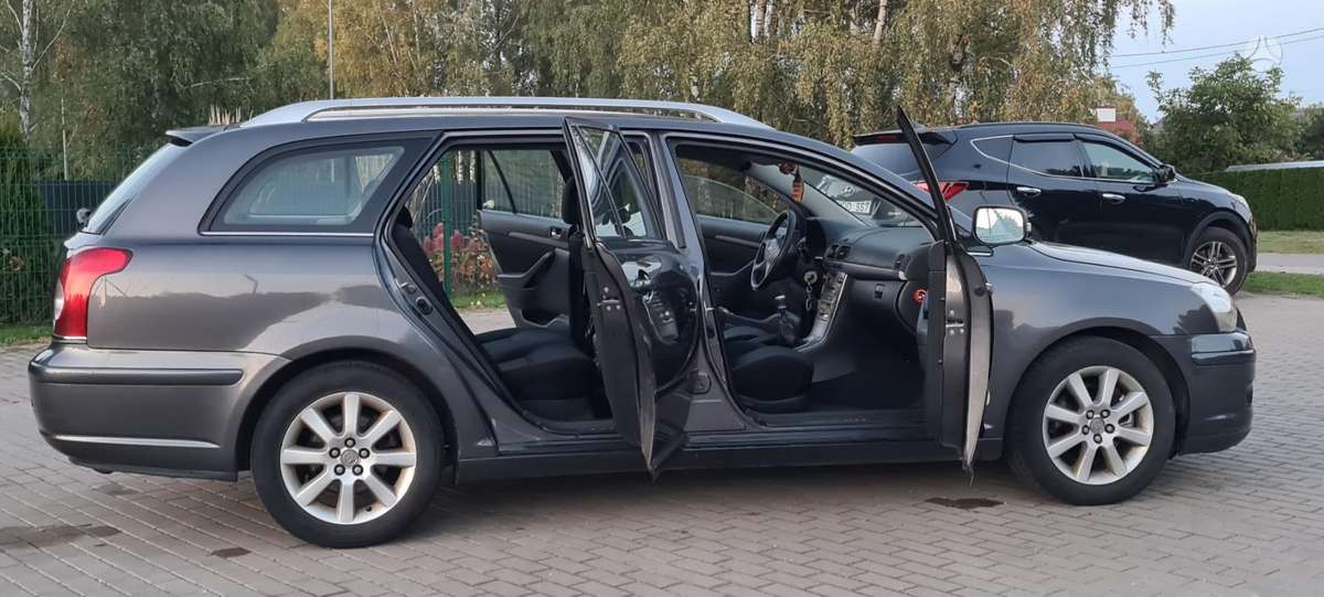 Toyota Avensis 2007 — photo 24
