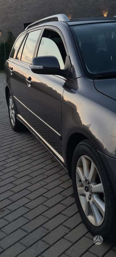 Toyota Avensis 2007 — photo 28