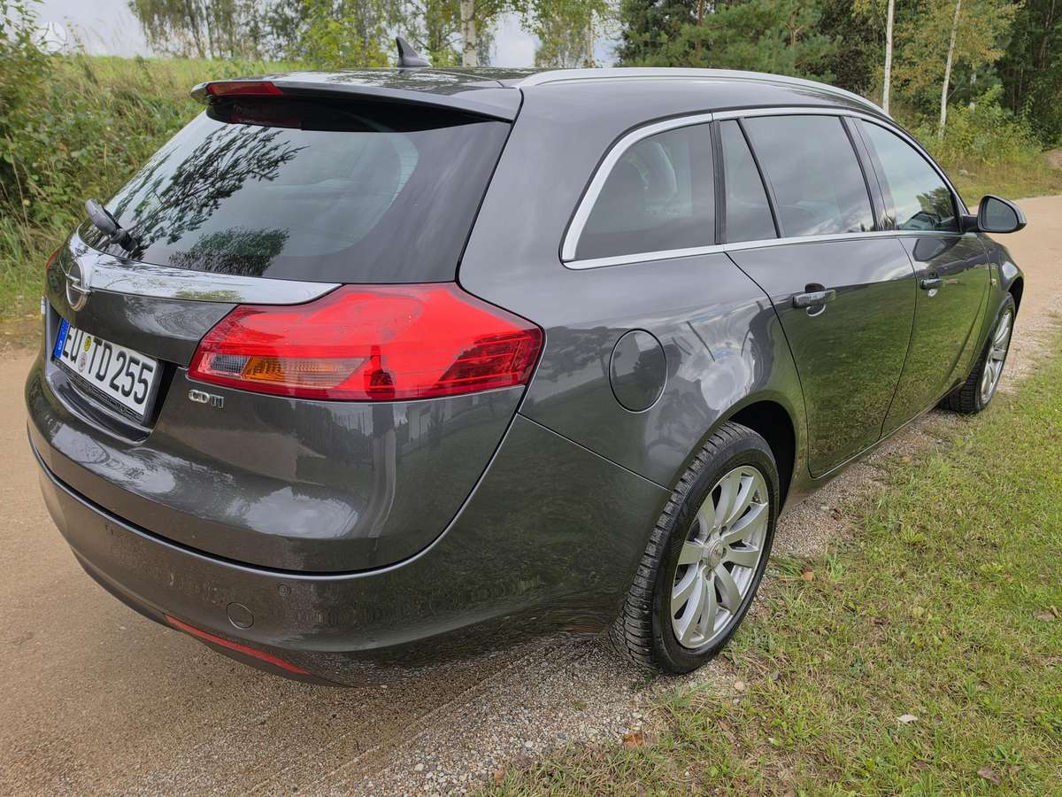 Opel Insignia 2012 — photo 6