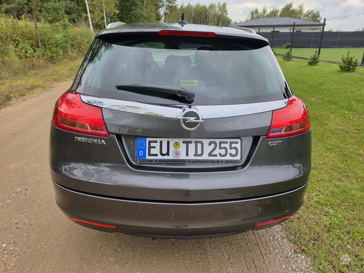 Opel Insignia 2012 — photo 7