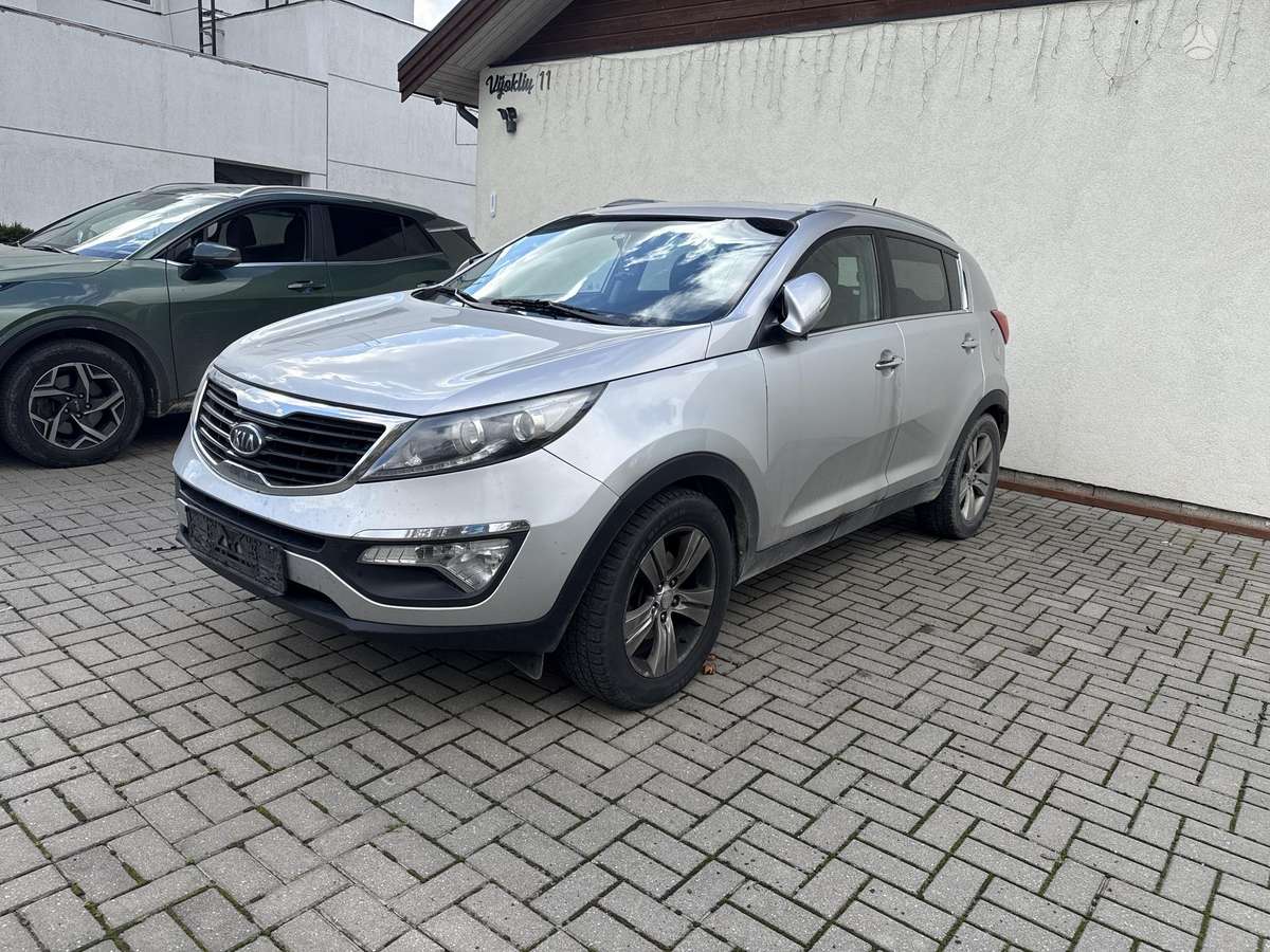 Kia Sportage 2012 — вигляд ззаду
