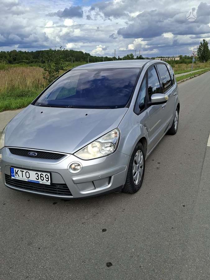 Ford S-MAX 2008 — вигляд ззаду