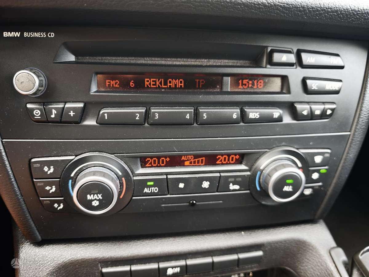 BMW X1 2012 — photo 14