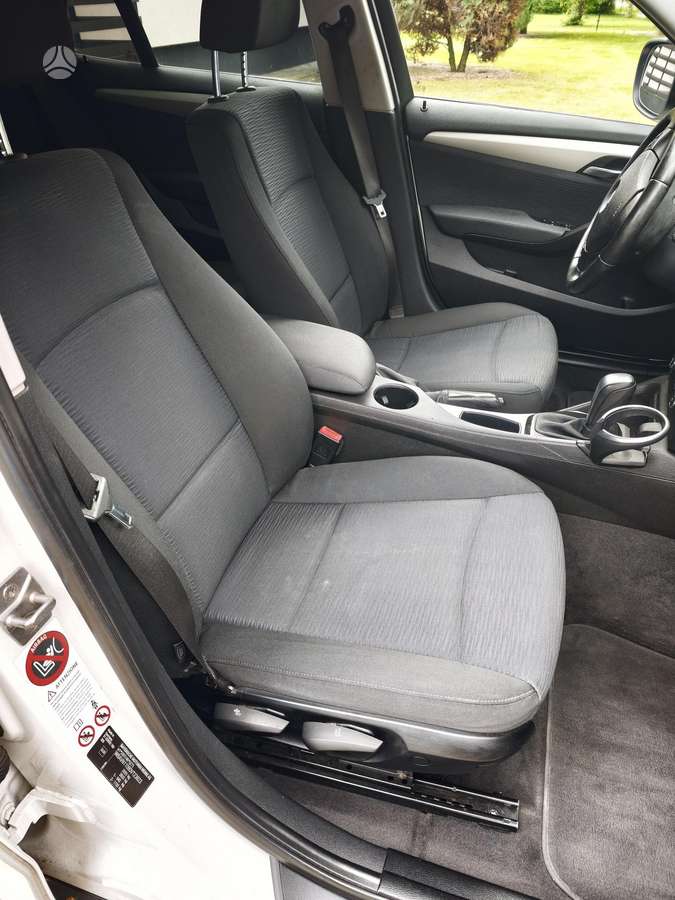 BMW X1 2012 — photo 15