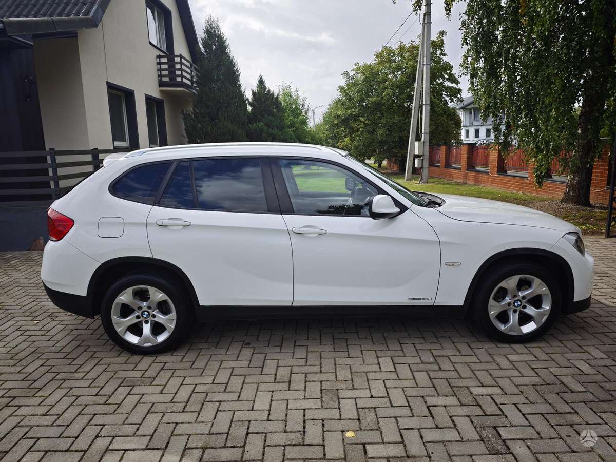 BMW X1 2012 — photo 6