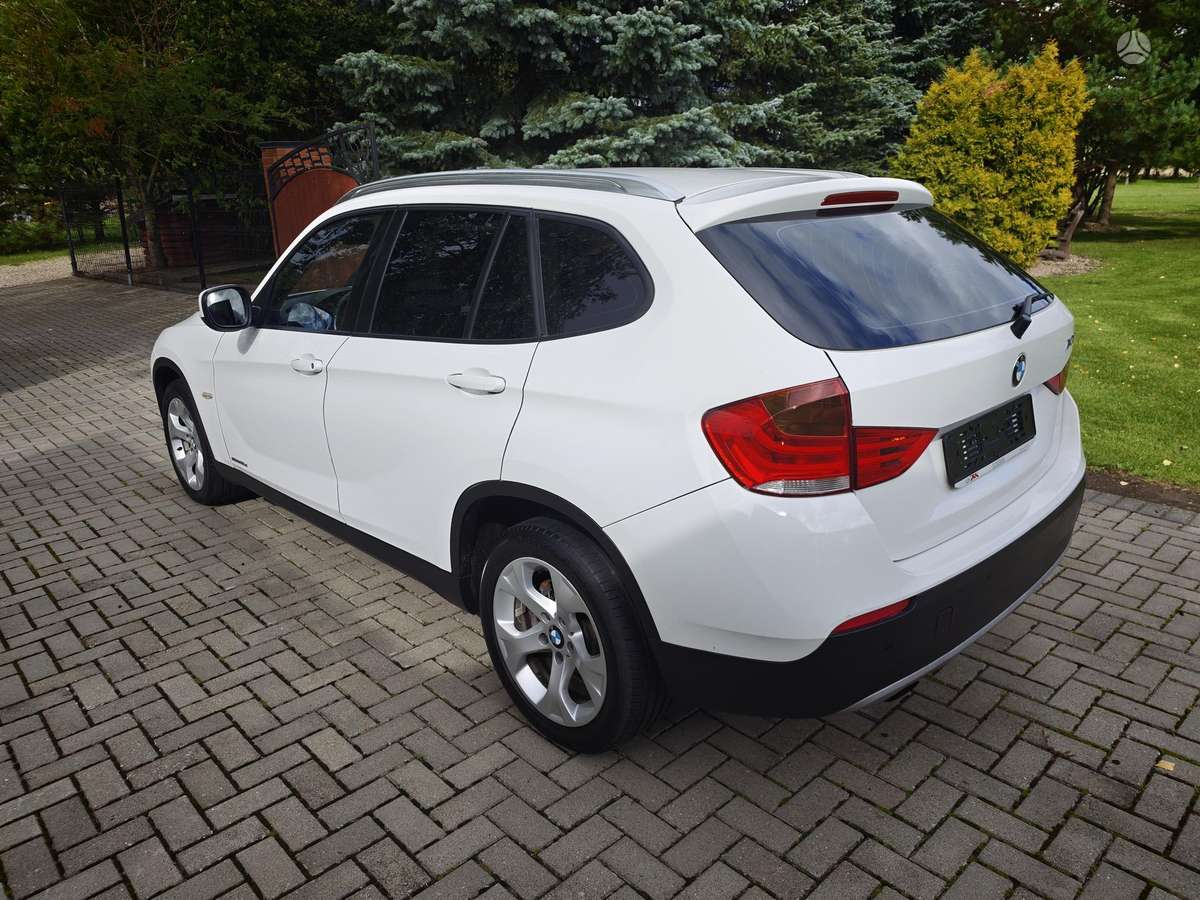 BMW X1 2012 — photo 9