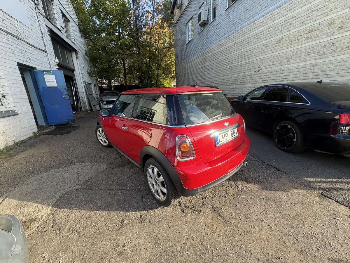Mini Cooper 2008 — салон