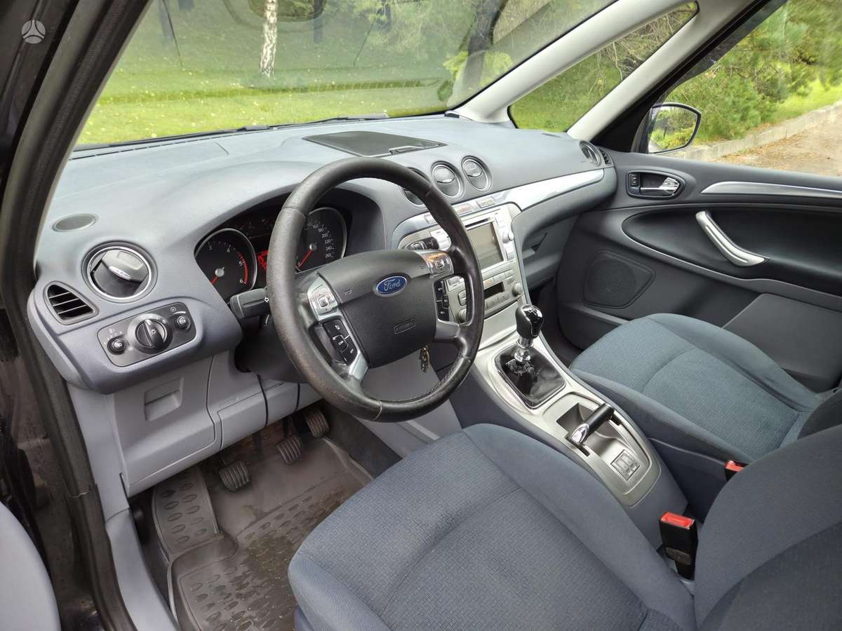 Ford Galaxy 2007 — фото 11