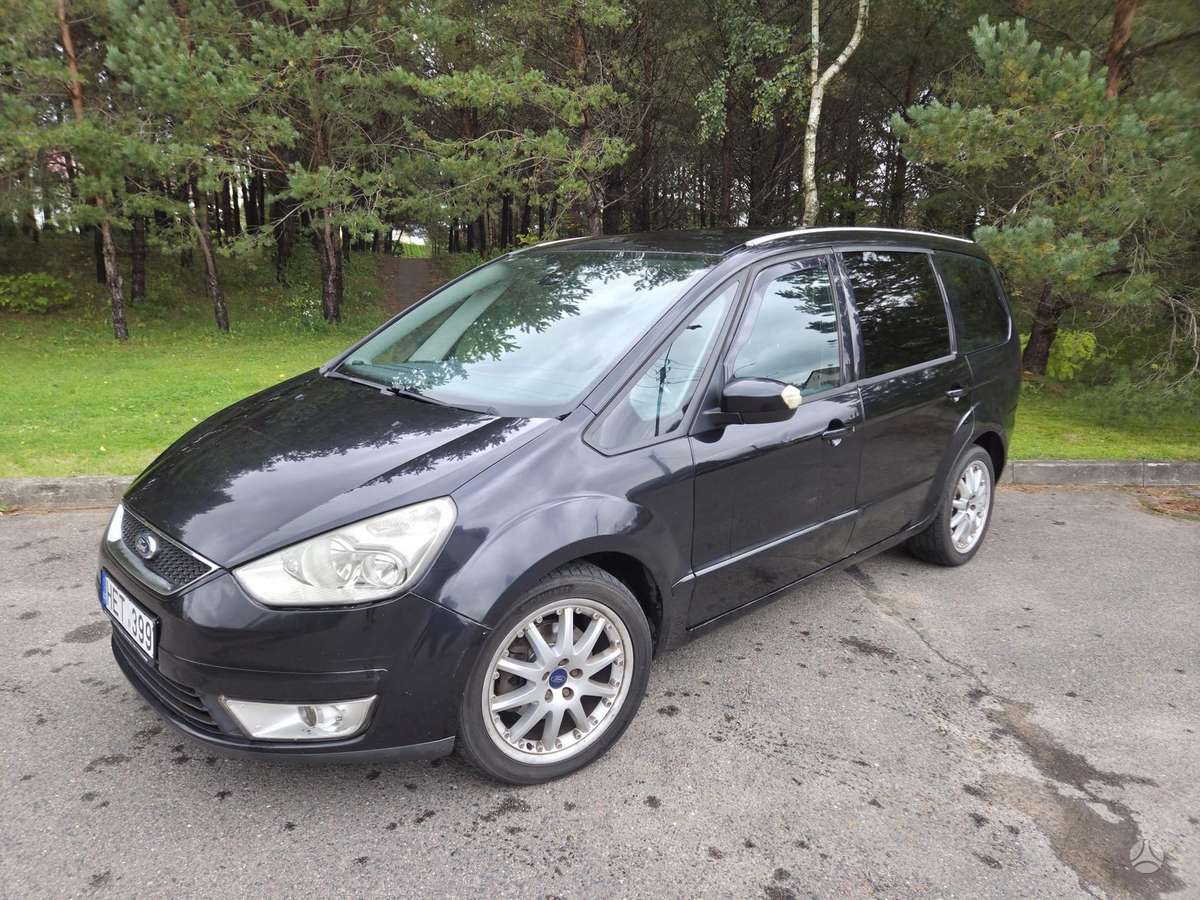 Ford Galaxy 2007 — вигляд ззаду