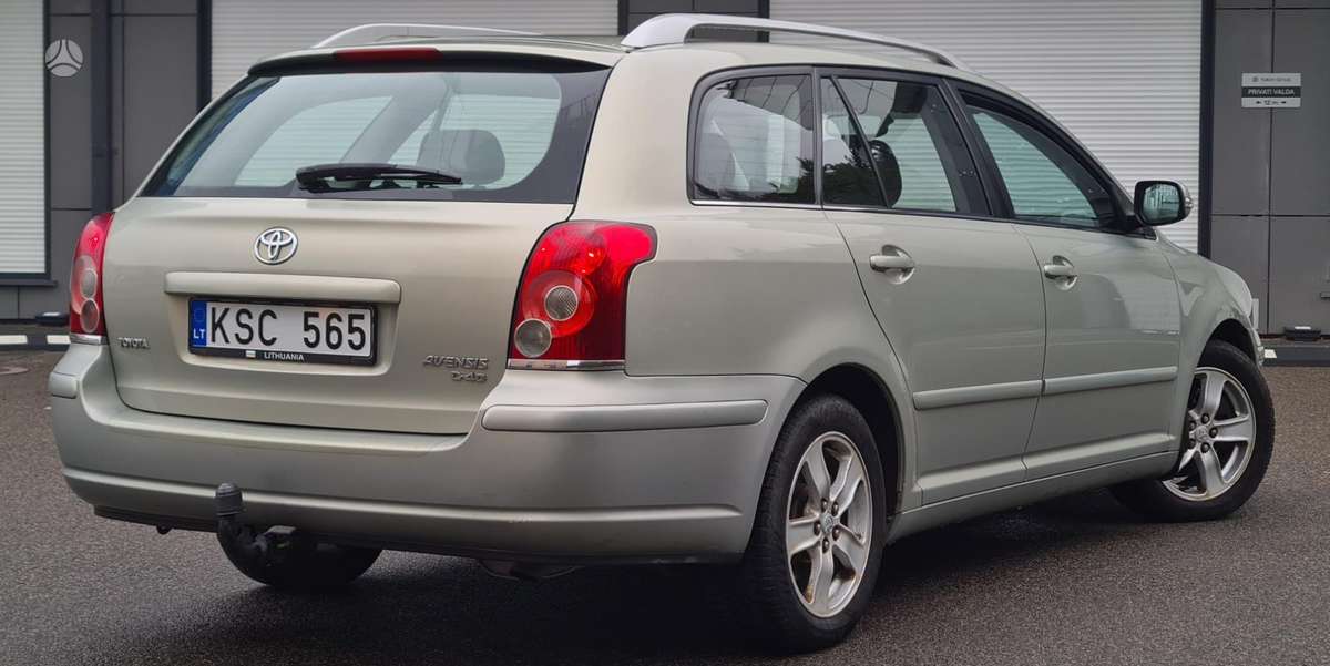 Toyota Avensis 2007 — photo 11