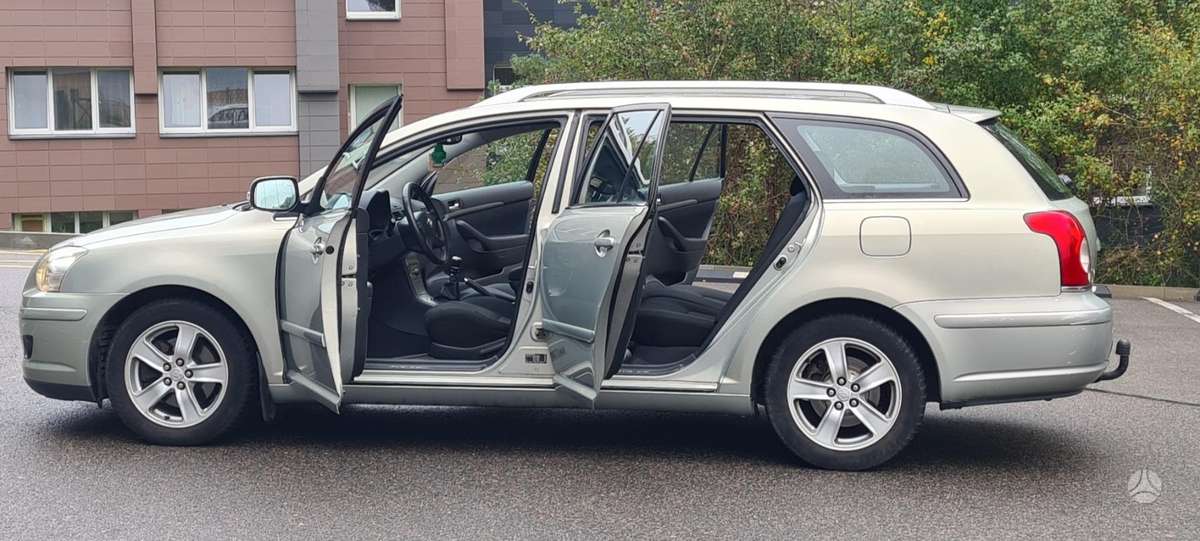 Toyota Avensis 2007 — photo 16