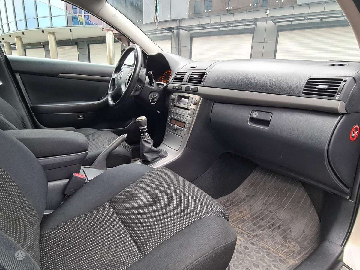 Toyota Avensis 2007 — photo 31
