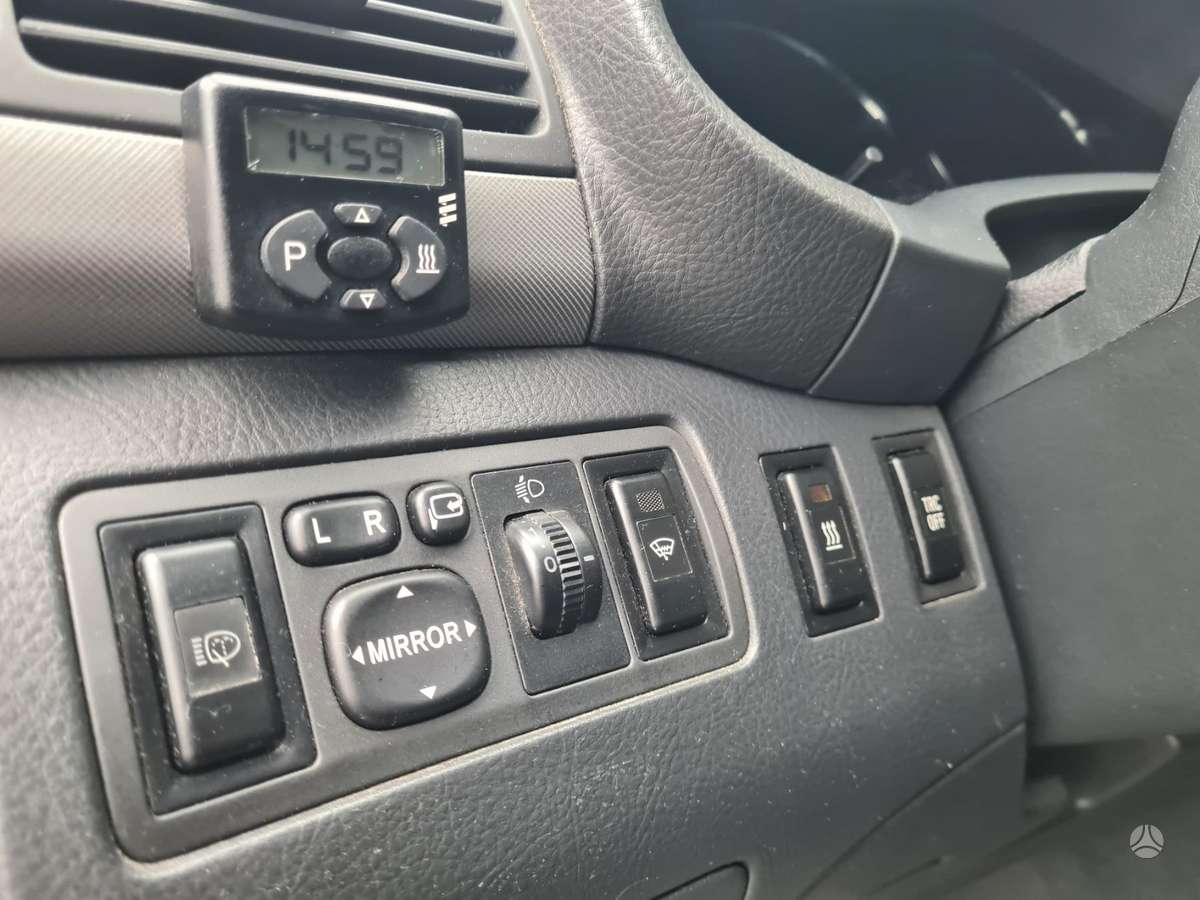 Toyota Avensis 2007 — photo 33