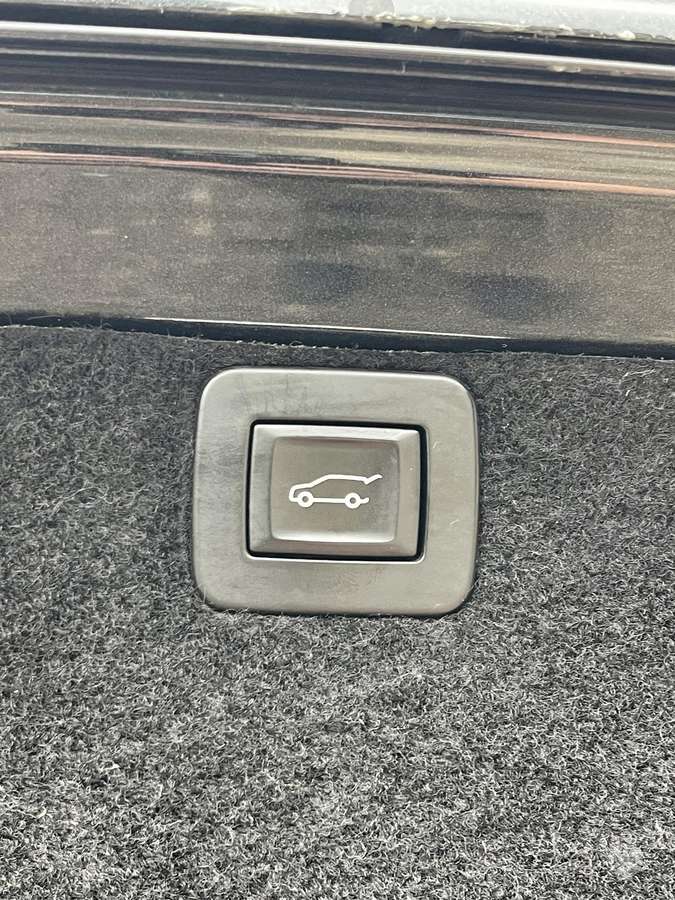 Opel Insignia 2013 — photo 14