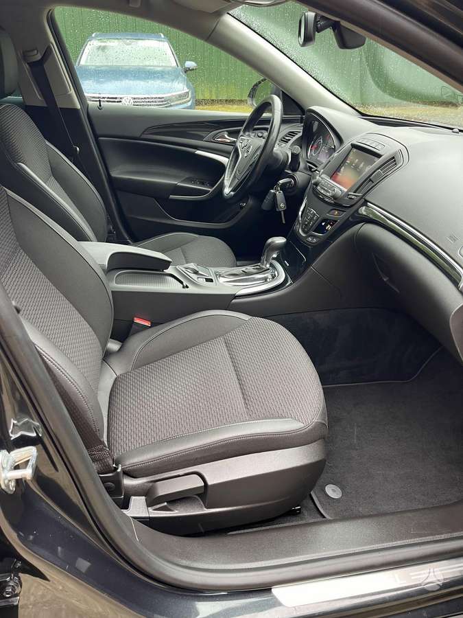 Opel Insignia 2013 — photo 16