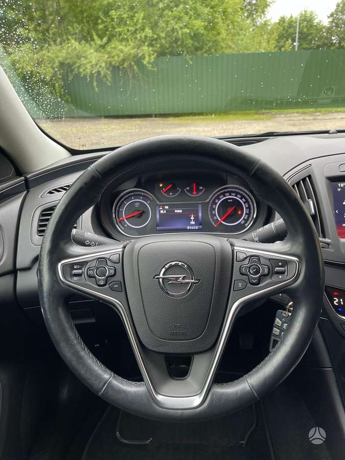 Opel Insignia 2013 — photo 19