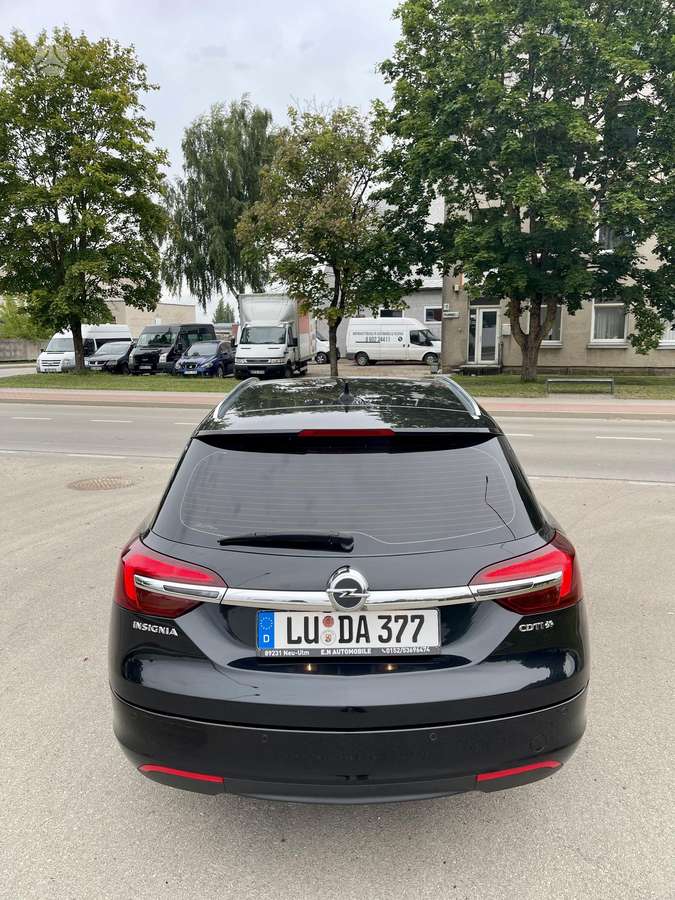 Opel Insignia 2013 — engine 1956 cm³, 163 HP (120kW)