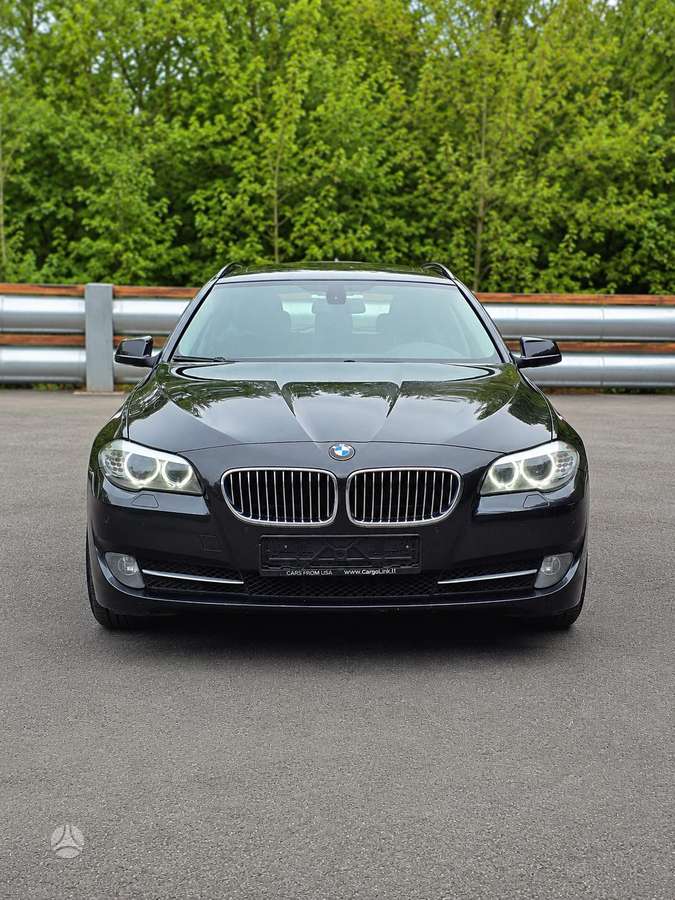 BMW 520, 2010