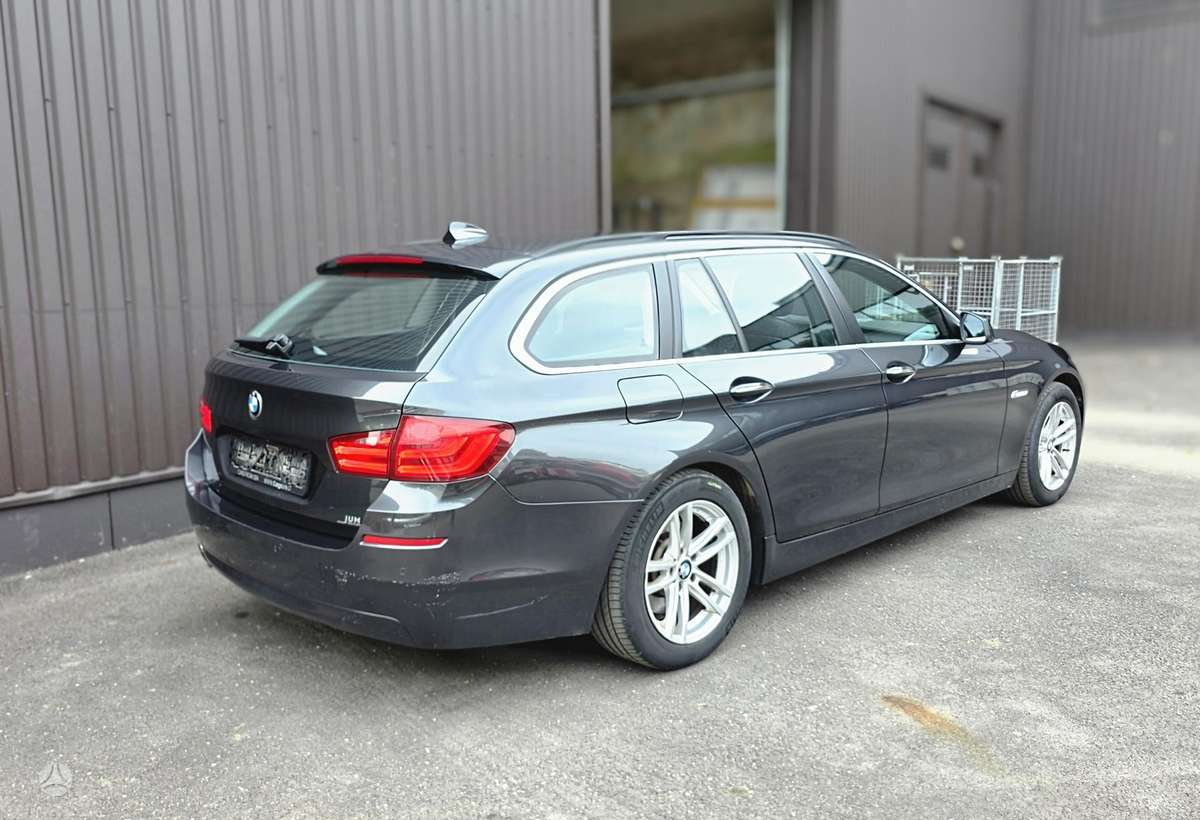 BMW 520 2010 — photo 6