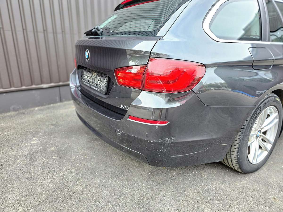 BMW 520 2010 — photo 8