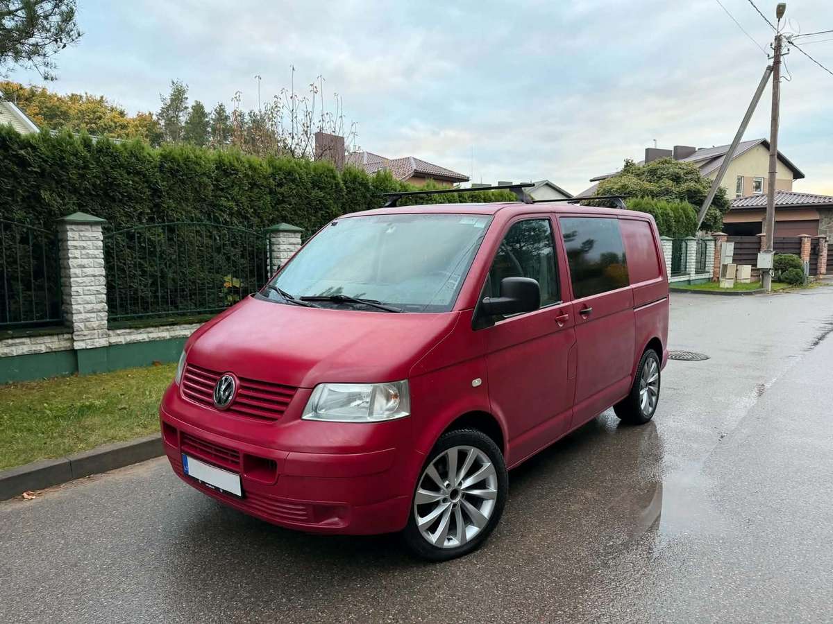 Volkswagen Transporter 2008 — вигляд ззаду