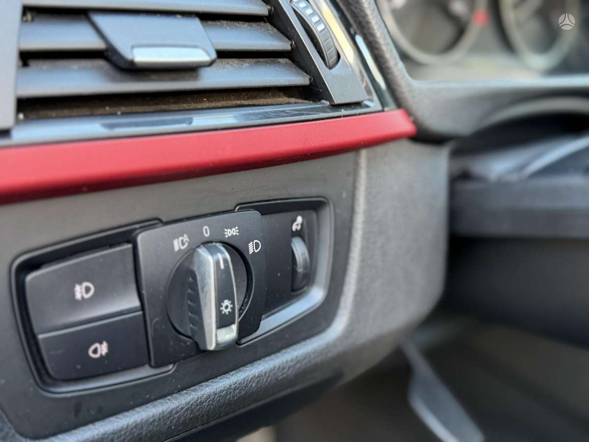 BMW 320 2014 — photo 10
