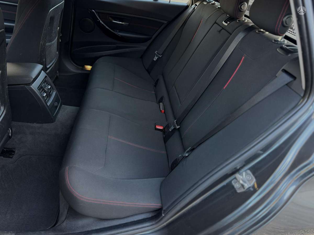BMW 320 2014 — photo 20