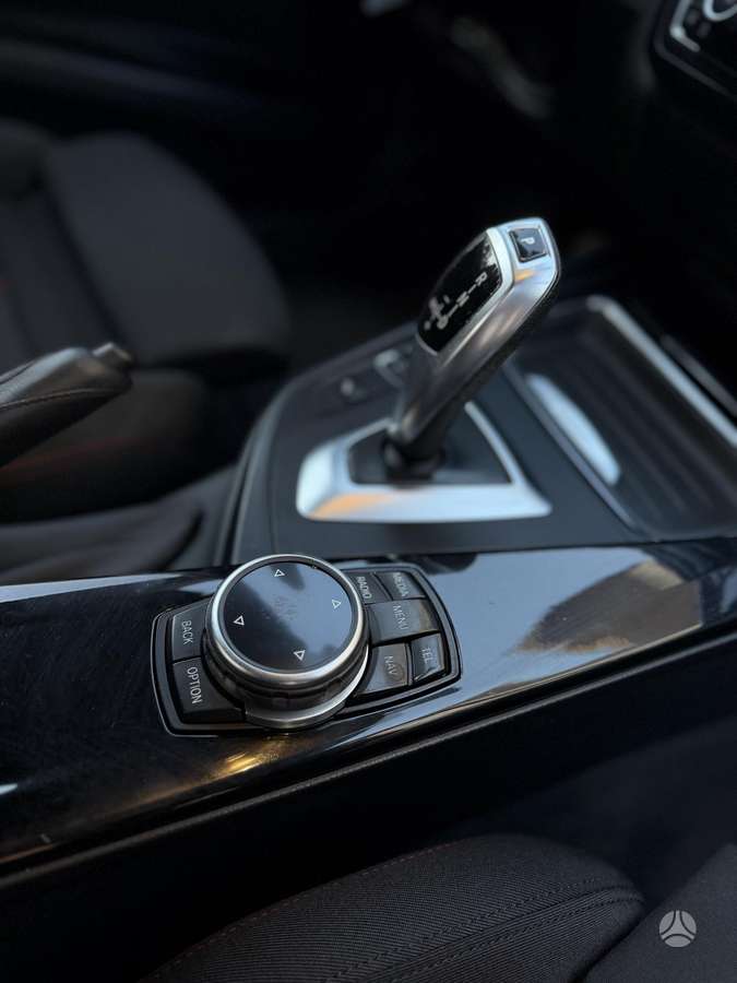 BMW 320 2014 — photo 6
