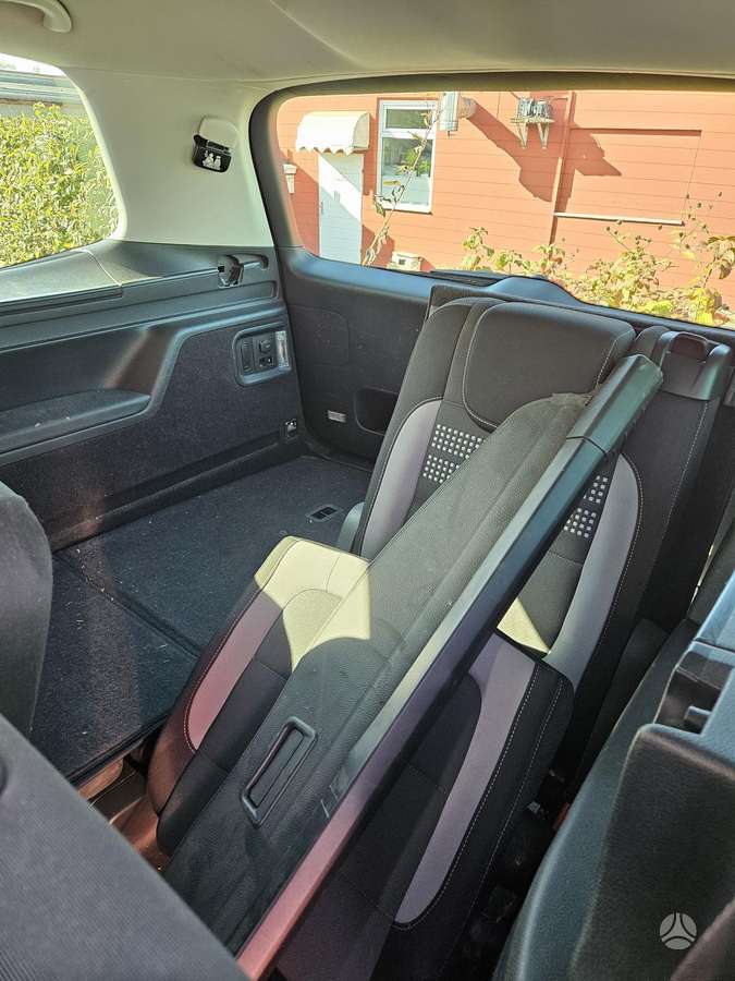 Volkswagen Sharan 2013 — photo 7